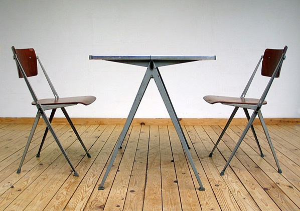 2 industrial Pyramid chairs and table Wim Rietveld De Cirkel