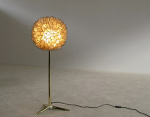 Decorative flower ball Mother of Pearl floor lamp