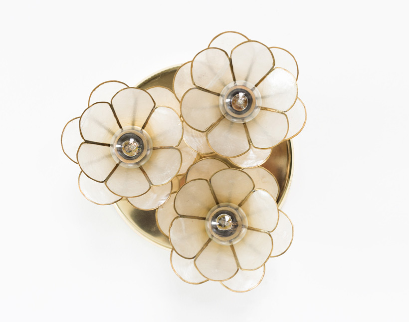 Flower lotus ceiling lamp Mother of Pearl Boulanger | furniture love