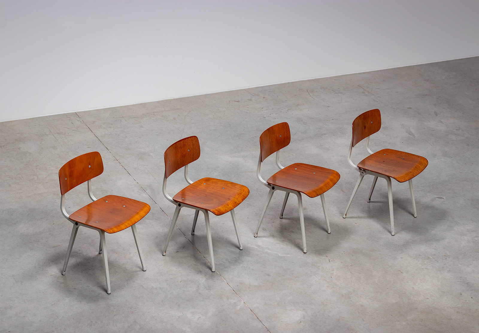 Four 1950 teak and grey metal Revolt chairs by Friso Kramer img 6