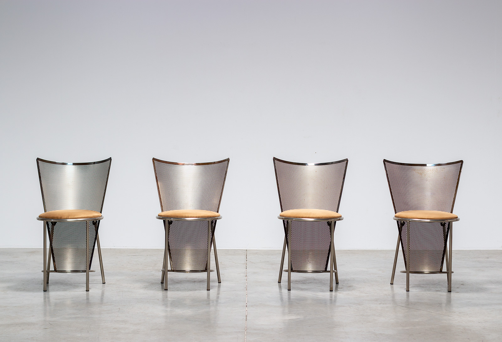 Frans Van Praet four postmodern Sevilla chairs for the world expo 92 img 3