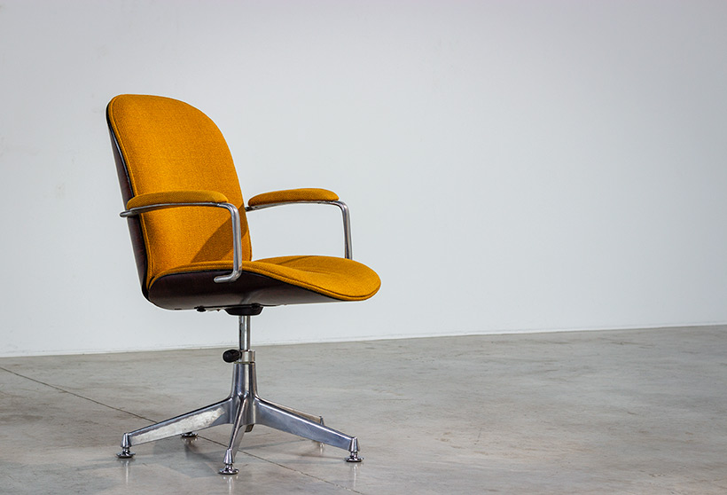 Italian desk chair design by Ico Parisi for Mobili Italiani Moderni 1960 img 4