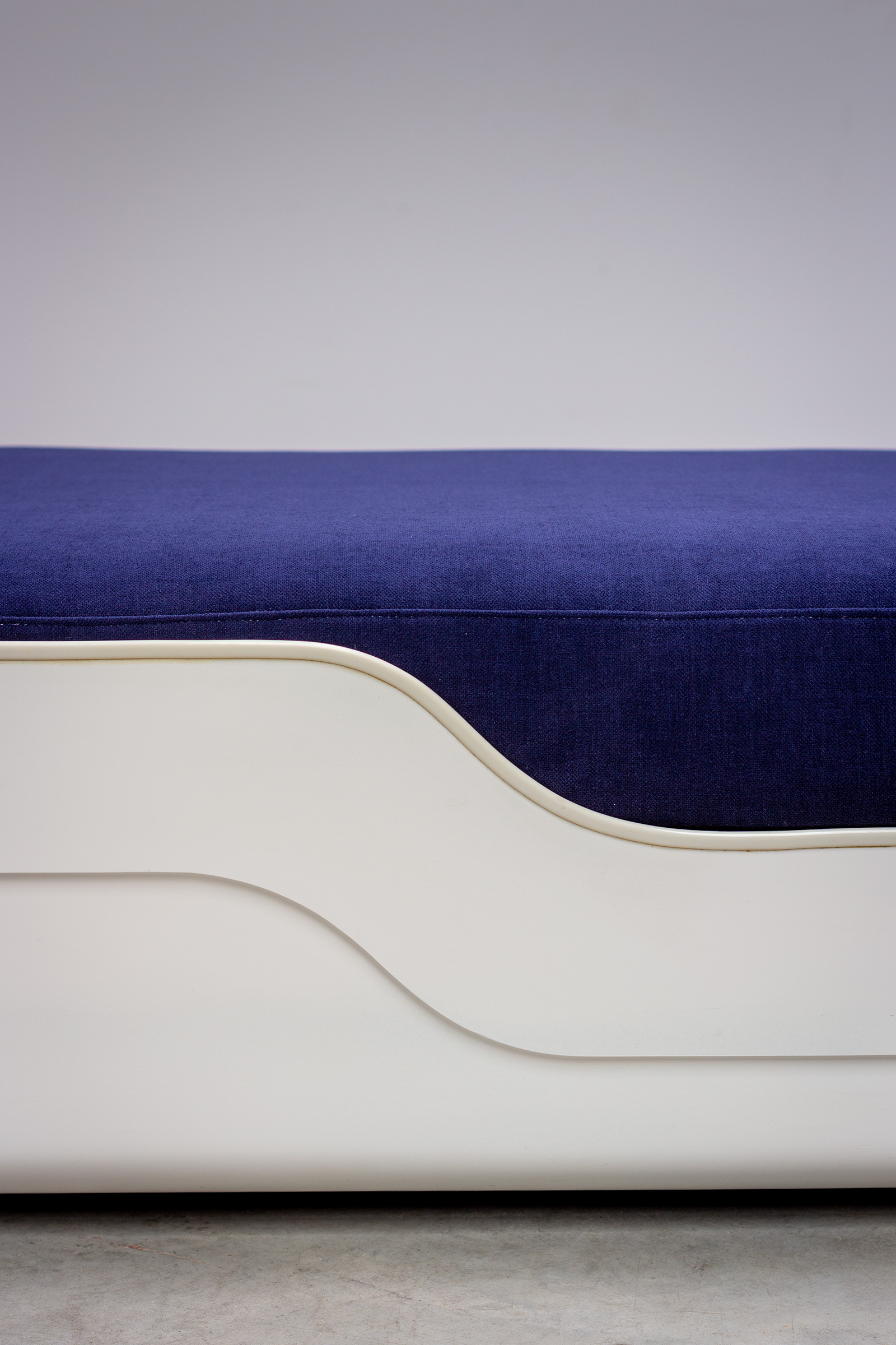 Marc Berthier daybed from the Ozoo collection 1968 Roche Bobois img 5