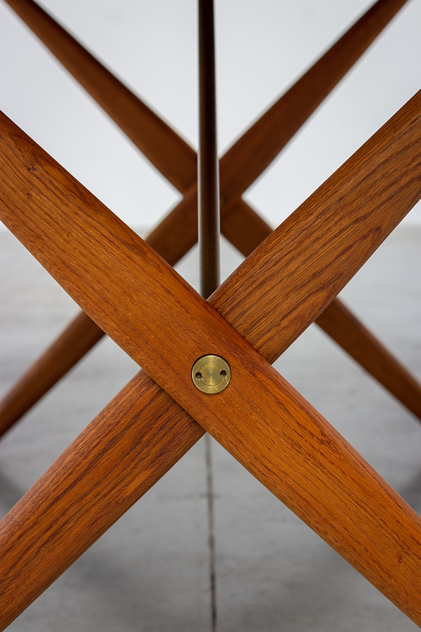 Master cabinetmaker Andreas Tuck AT-303 dining table design by Hans Wegner img 8