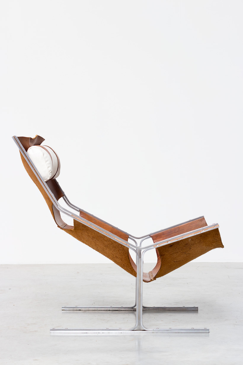 Modernist leather and steel lounge chair AP originals 1960