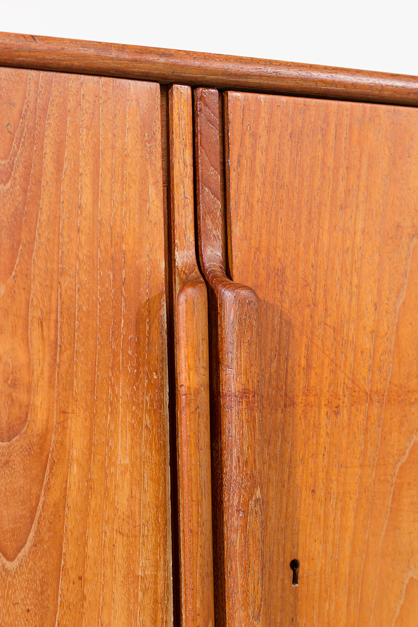 Modernist sideboard 1950 Modern dutch oak furniture img 6