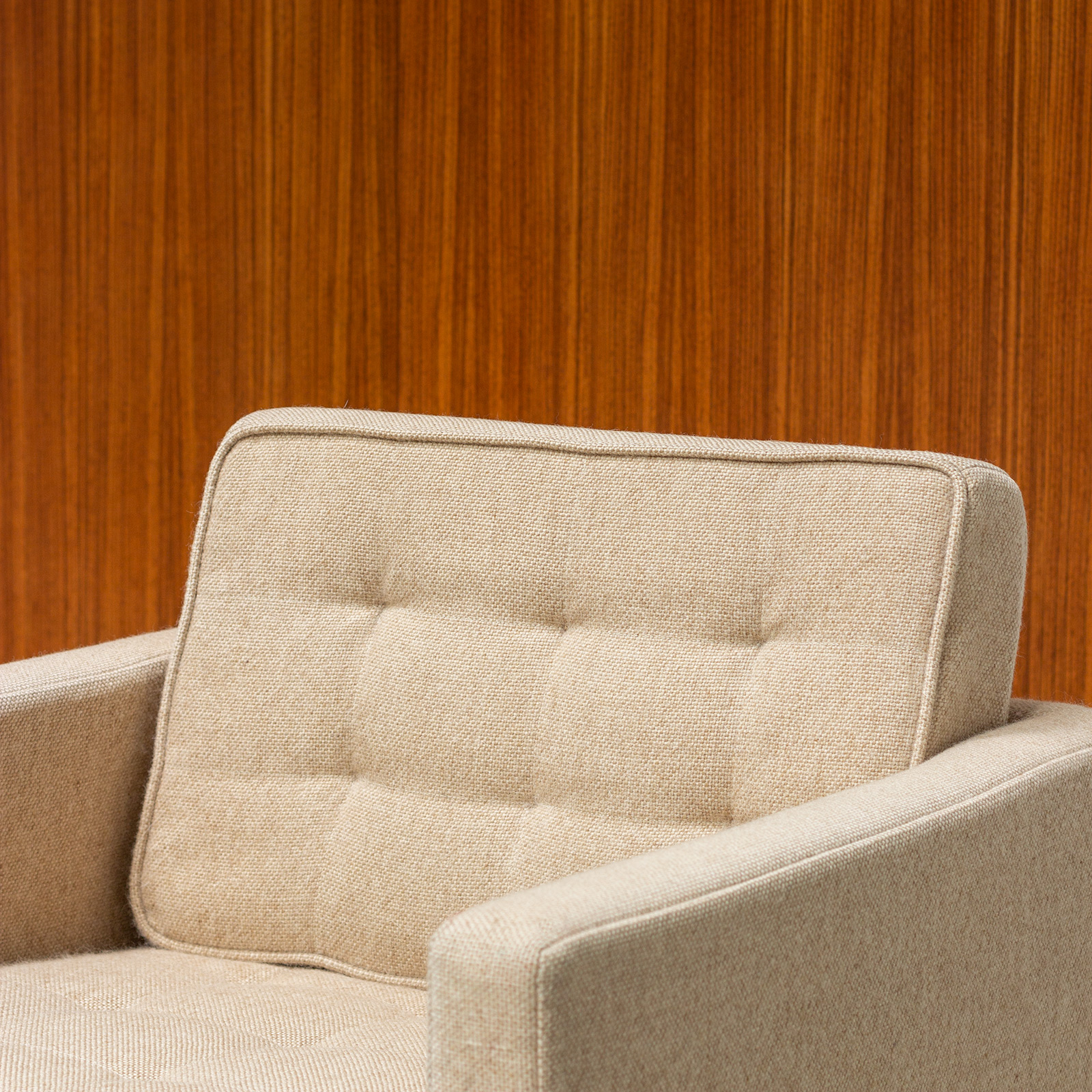Pair of Florence Knoll lounge chairs for Knoll International Circa 1960 img 5