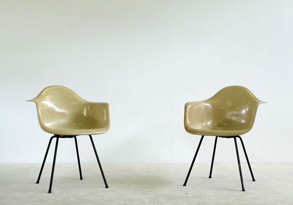 Pair of Zenith Charles Eames DAX fiberglass shell chairs
