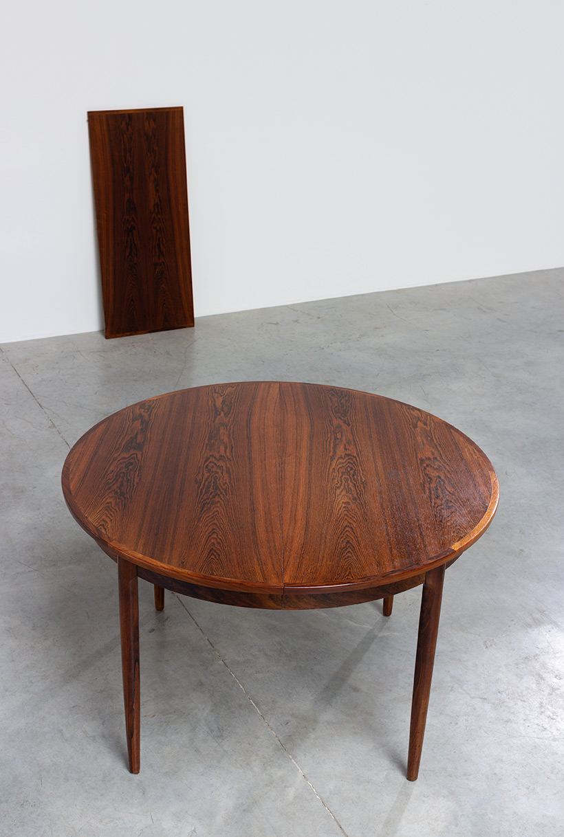 Scandinavian modernist dining table with Brazilian rosewood img 7
