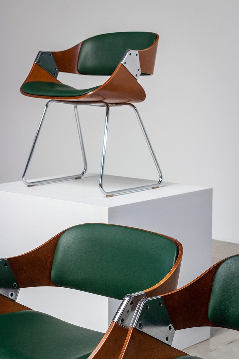 Set of three dining chairs by Rudi Verelst for Novalux 1960 img 8